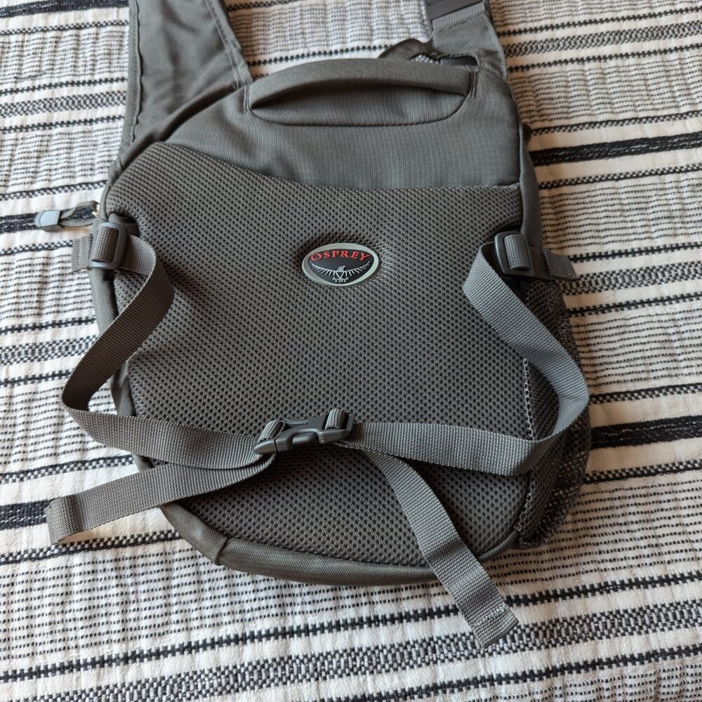 Osprey Veer Red Crossbody bag - Picture 6 of 13